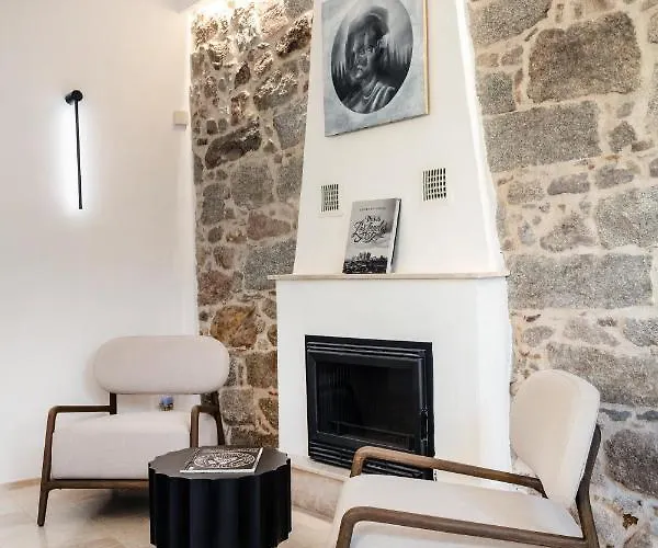 Reef לינה וארוחת בוקר 4*