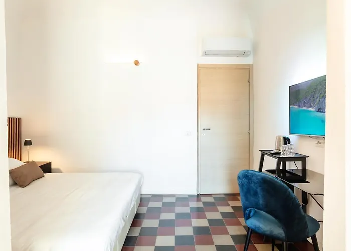 Reef לינה וארוחת בוקר